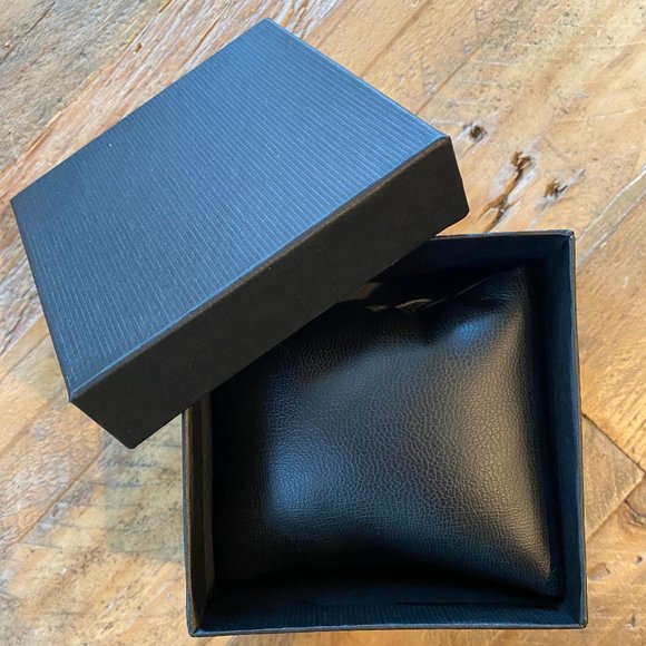 GENEVA FASHION NEW WATCH - Picture 5 of 6